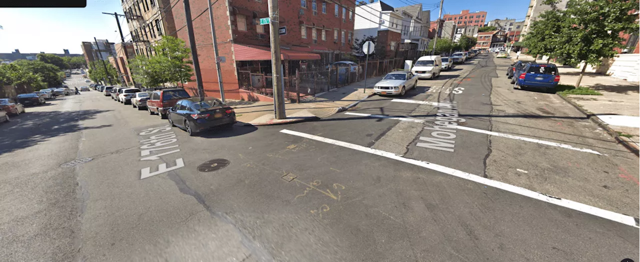 Man found shot in the head inside an RV in the Bronx: cops