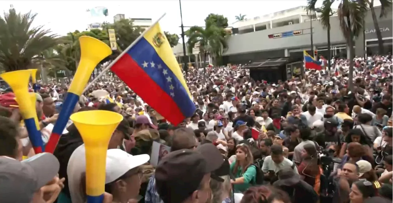 Venezuela: Manifestantes protestam pelo 2° dia seguido após anúncio de vitória de Maduro