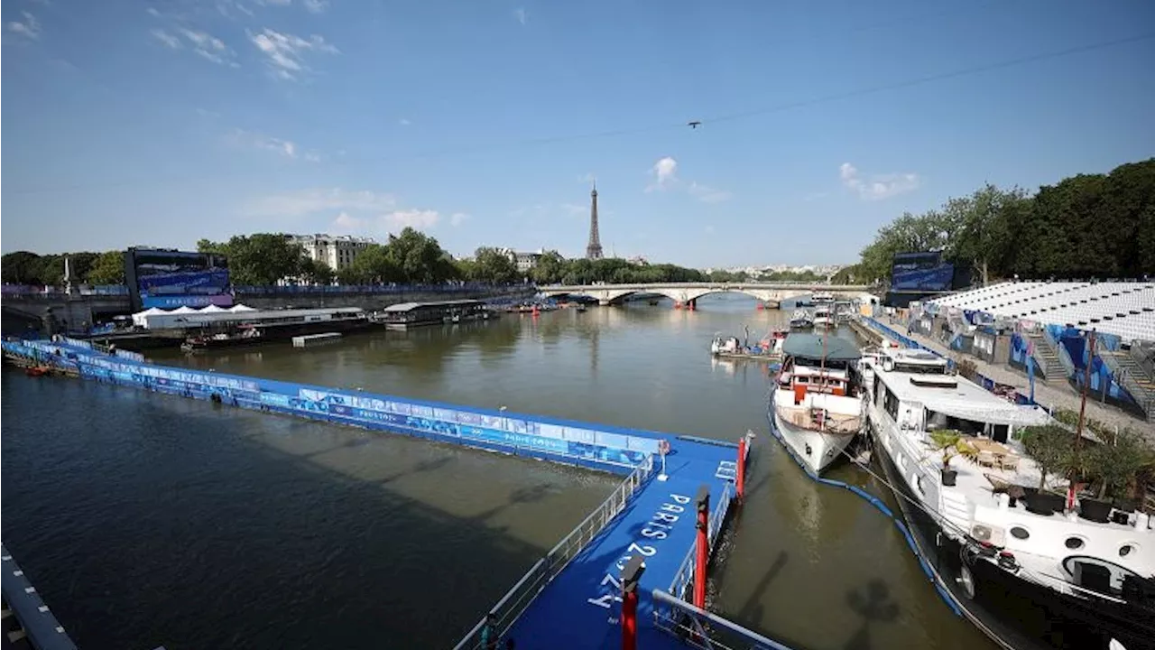 Autoridades olímpicas aplazan pruebas de triatlón masculino por contaminación del río Sena