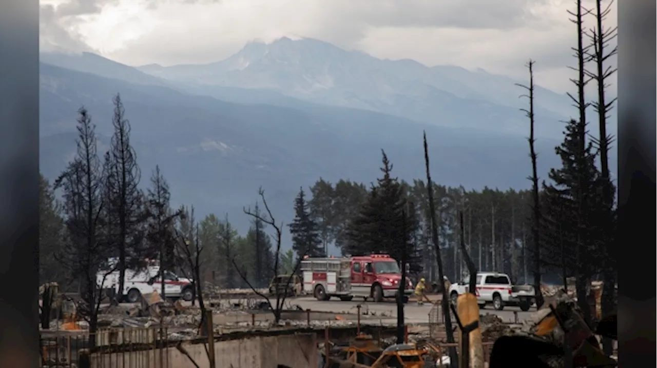 Parks Canada, Guilbeault defend wildfire preparation policies after Jasper blaze