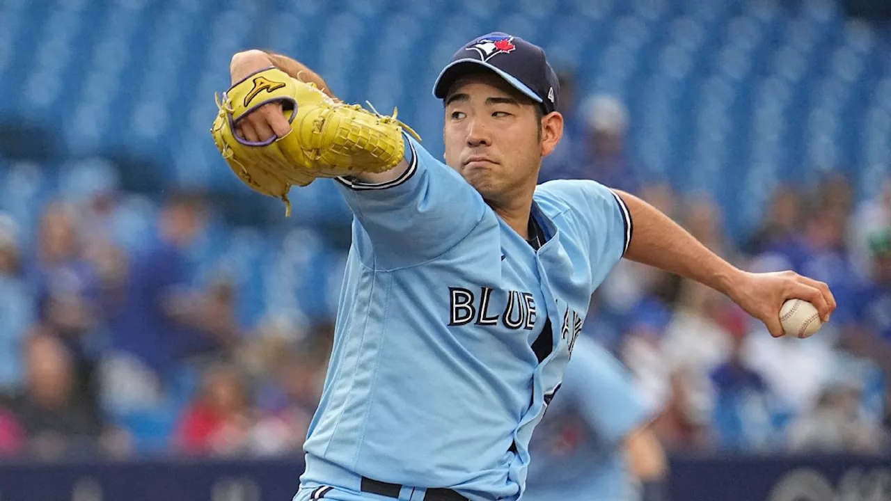 Astros acquire lefty Yusei Kikuchi from Blue Jays