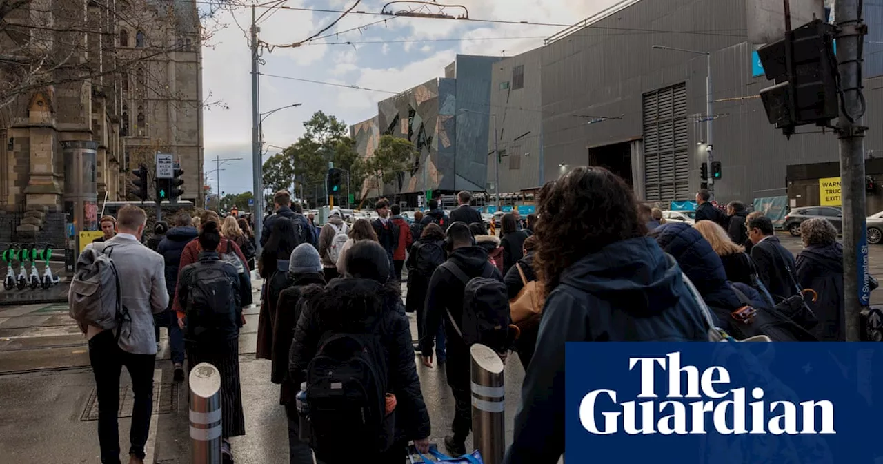 Melbourne and Sydney record same morning temperature – but in one city it felt near freezing