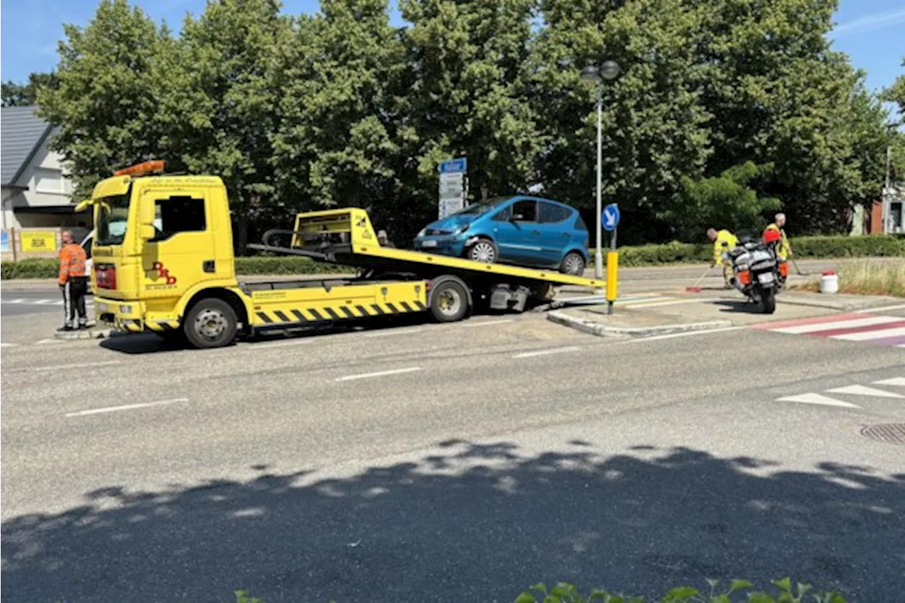 Wagens botsen aan zebrapad op Boudewijnlaan