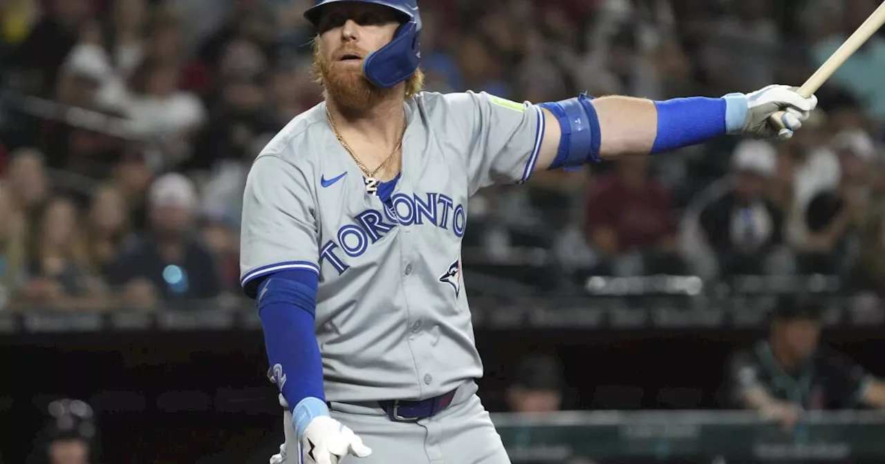 Former Dodger Justin Turner traded from Toronto to Seattle