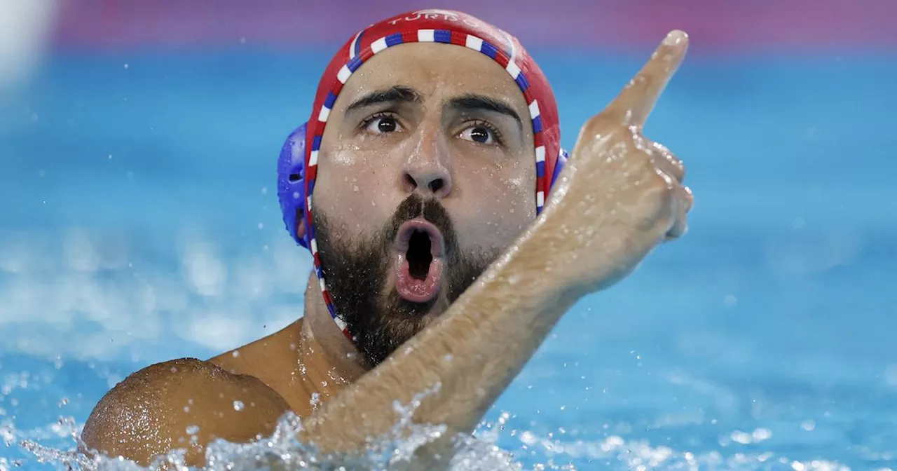 Water polo (H): les Français s’imposent au bout du suspense, une première depuis 2016