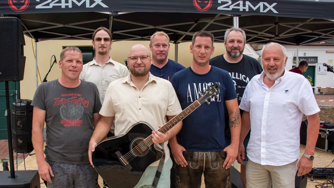 Austropop und Rock beim Frühschoppen in der Oagossn