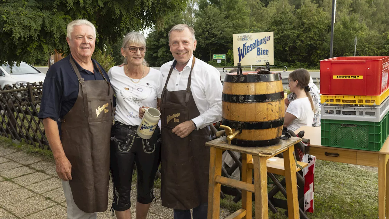 Turmstüberl: Christa Breitenseher nahm mit Bieranstich Abschied