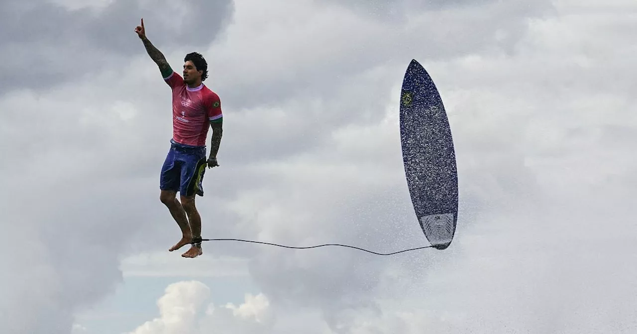 «Perfekte Welle»: Spektakuläres Foto des fliegenden Surfers