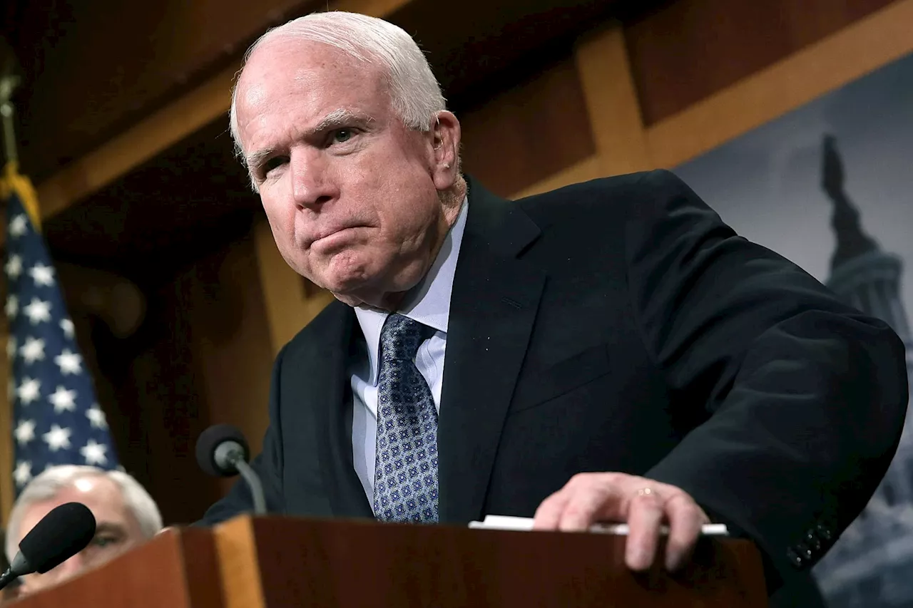 'The Ghost of John McCain' rips Hillary Clinton, Lindsey Graham and more in 'trash' script