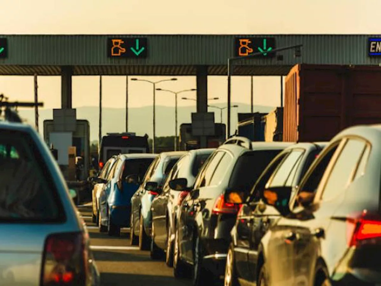 Aliste el bolsillo: peajes volverían a subir este jueves 4,64 %