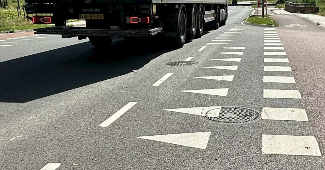 Niederlande: Was Haifischzähne auf den Straßen bedeuten