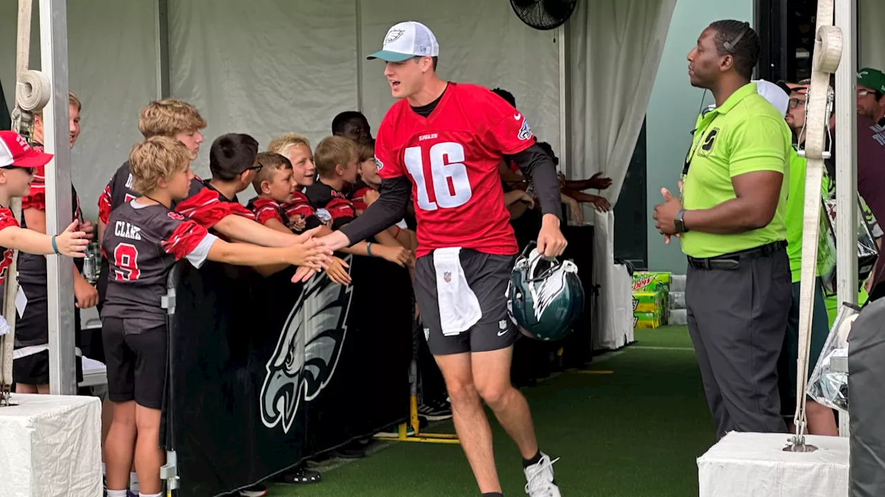 Eagles Training Camp Overreactions Day 5: QB Controversy And A RB In Danger?