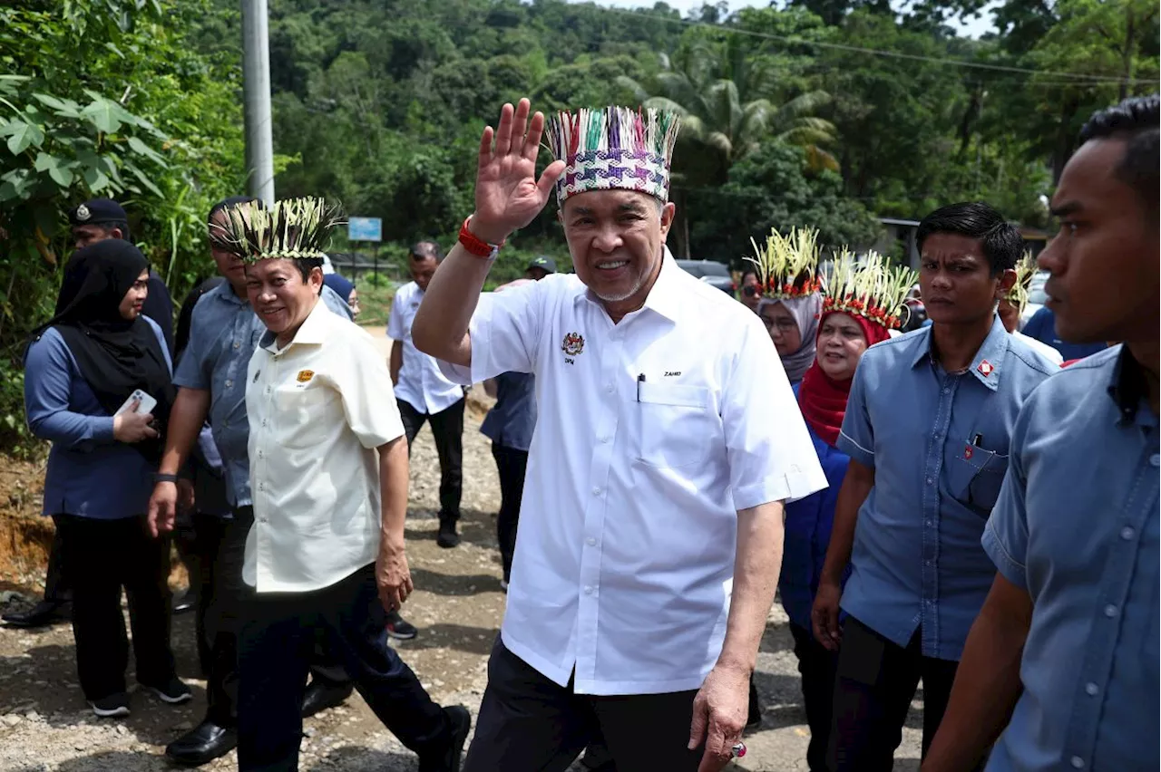 Govt to expedite all pending projects for Orang Asli in Kuala Betis, says Zahid