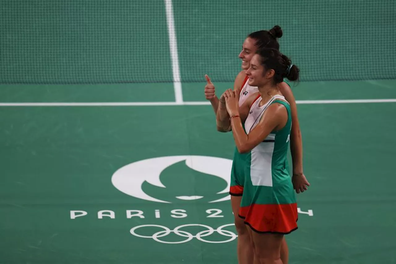 Olympics-Badminton-Fans see double as Xu twins and Stoeva sisters play