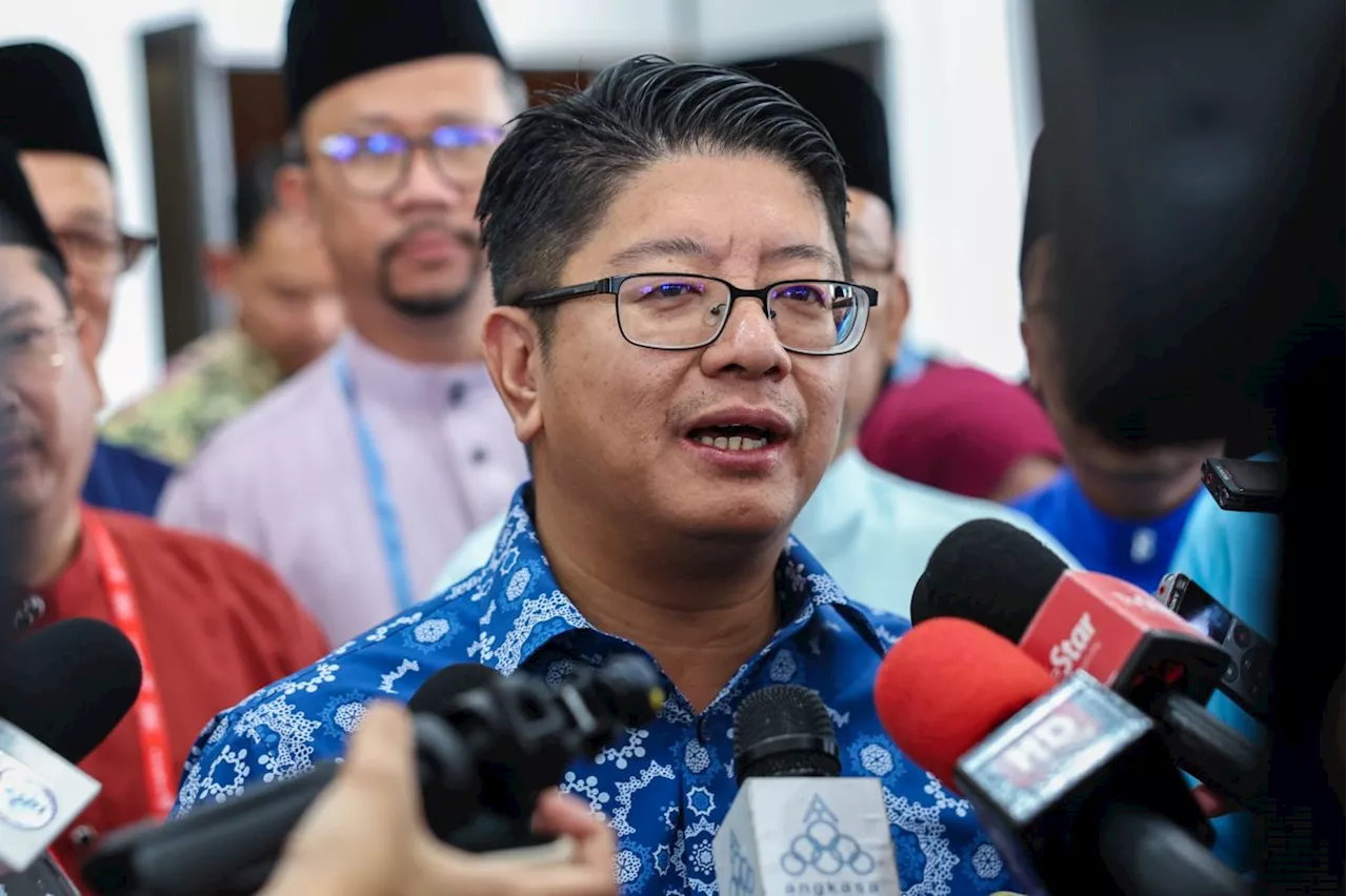 RM430mil in revenue recorded by almost 2,500 school co-ops in 2023, says Ewon