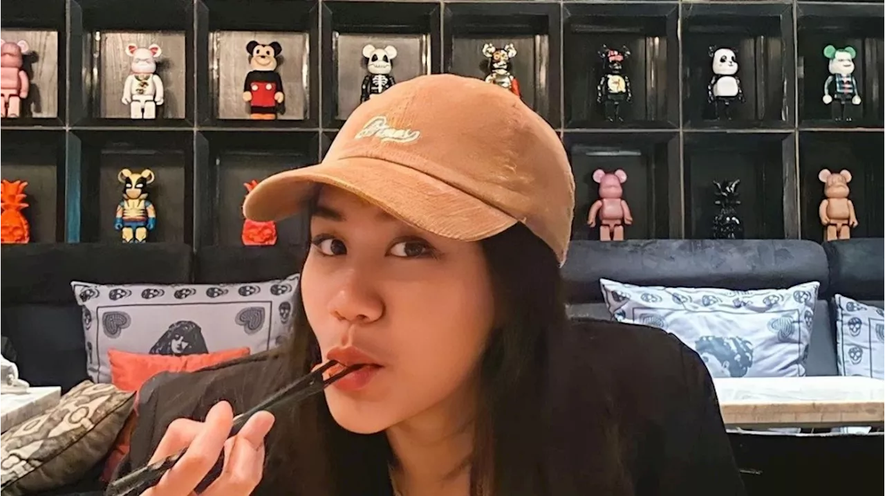 Aaliyah Massaid Unboxing Kado Nikahan sambil Lakukan Ini, Sikapnya Dikomentari Netizen