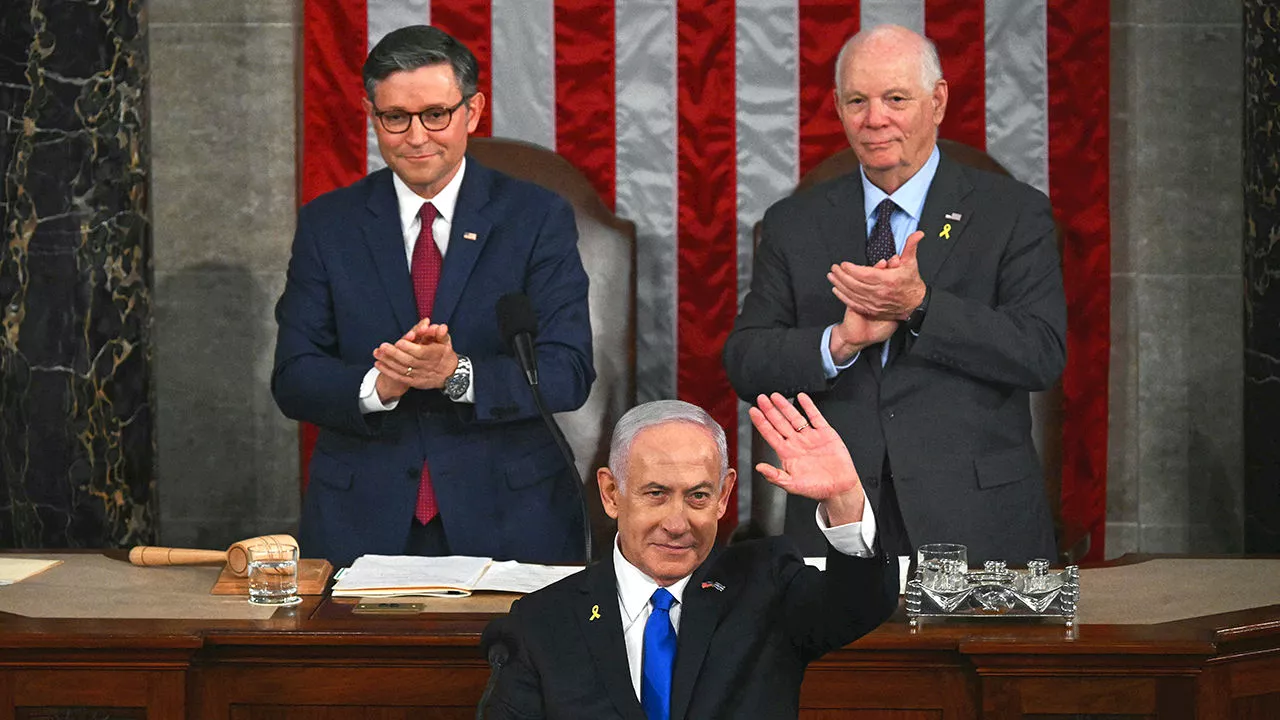 Bibi Netanyahu offered spectacle over substance in America