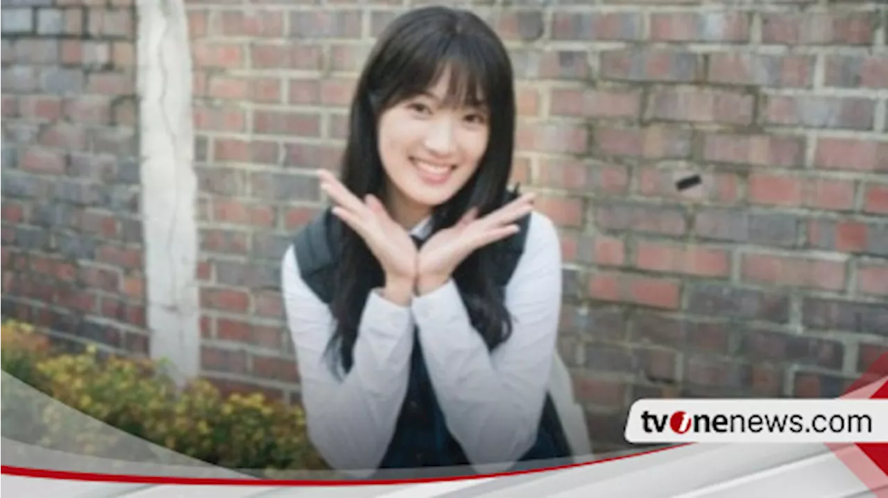 Miliki Paras Cantik dengan Tubuh Mungil, Inilah Reaksi Netizen Atas Foto Pra Debut Kim Hye Yoon