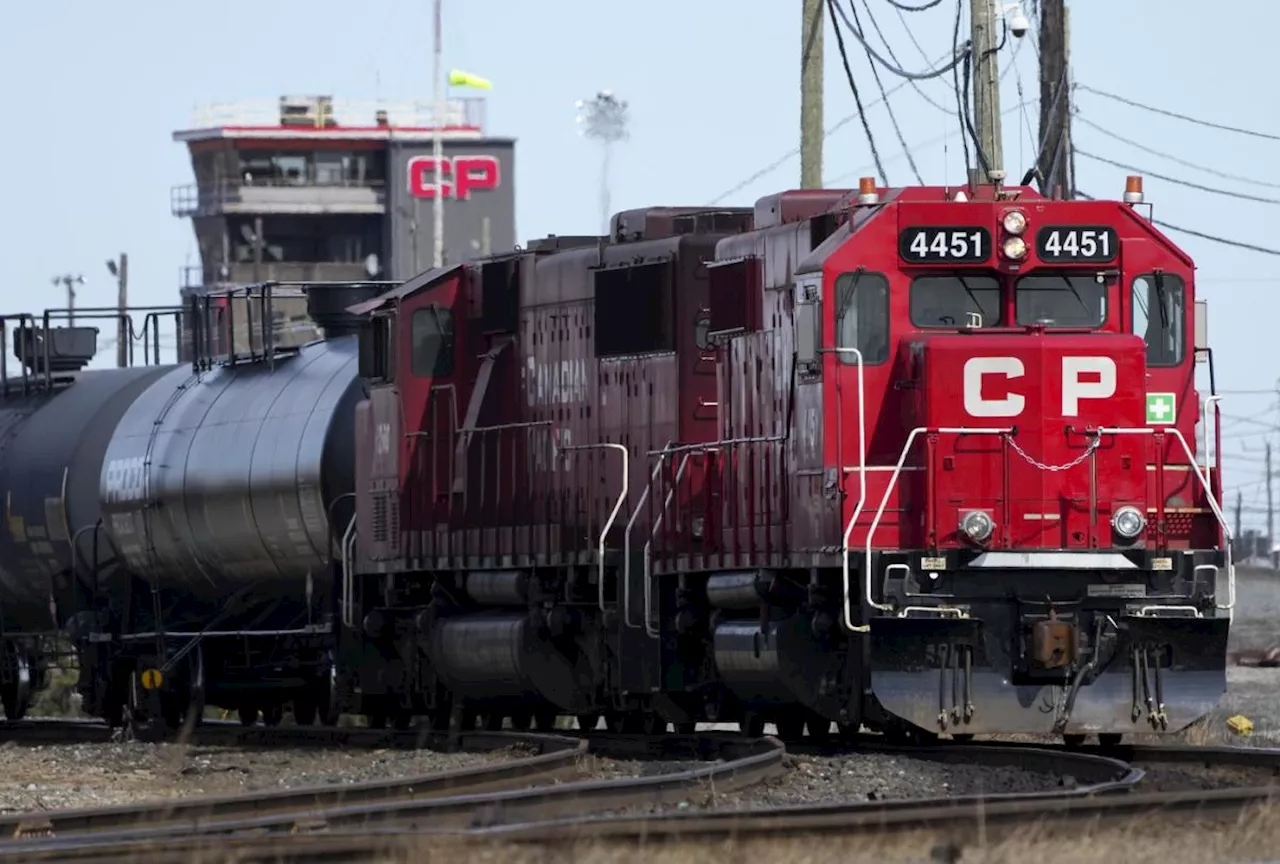 Canadian Pacific reports higher revenues, lower profits as costs rise