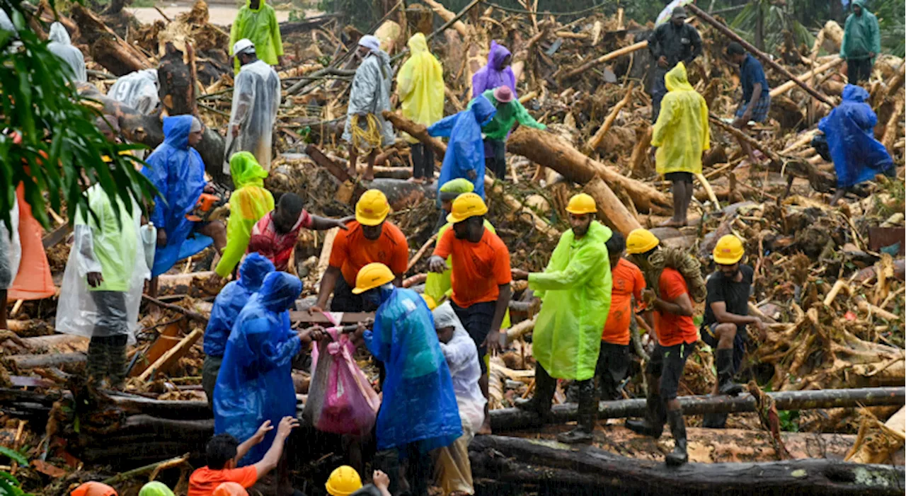 India landslides toll hits 151 as rain hampers rescue work