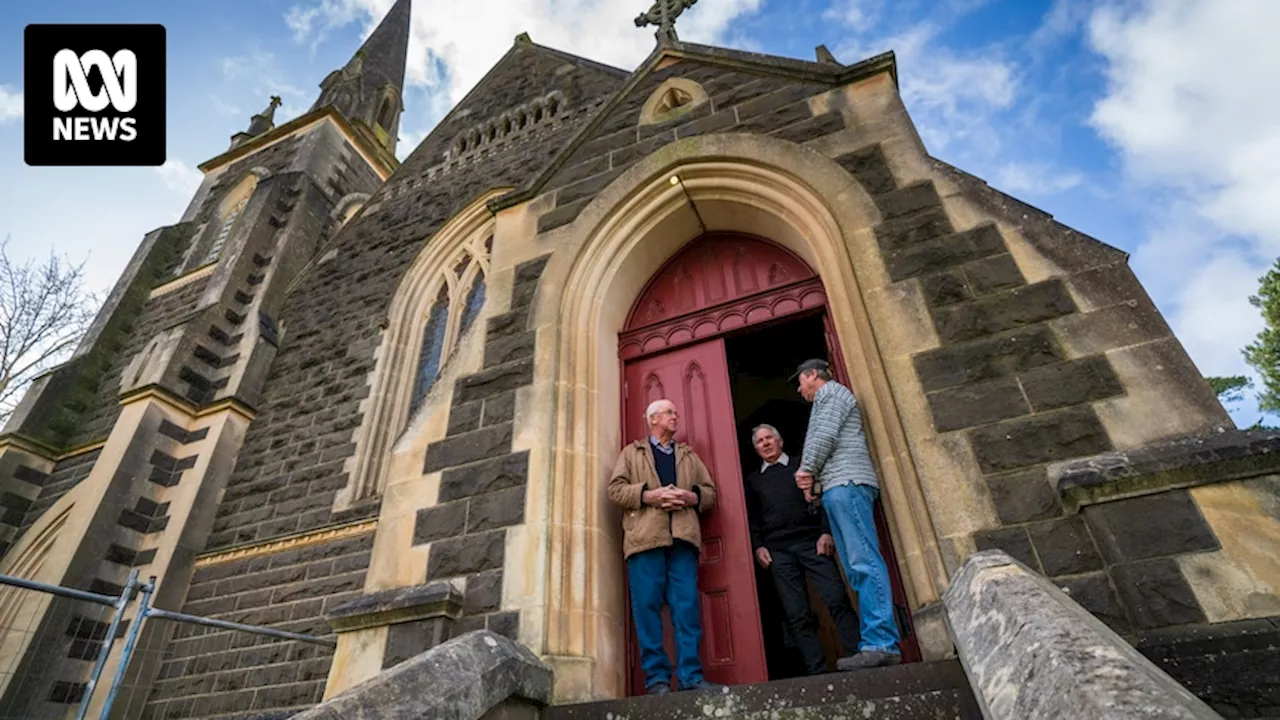 Snake Valley community saves beloved 130yo Uniting Church from closure