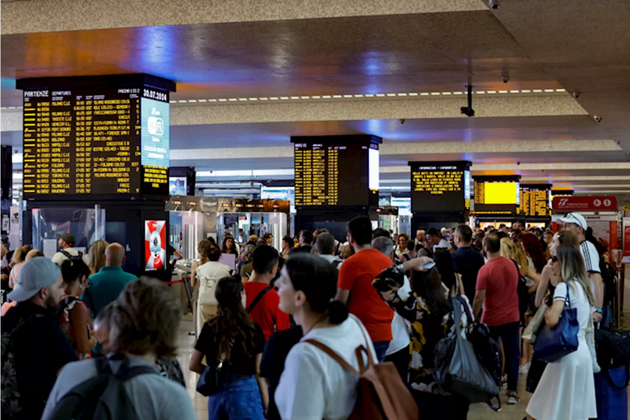 L'annuncio di Trenitalia: ad agosto modifiche e ritardi per lavori sulle linee