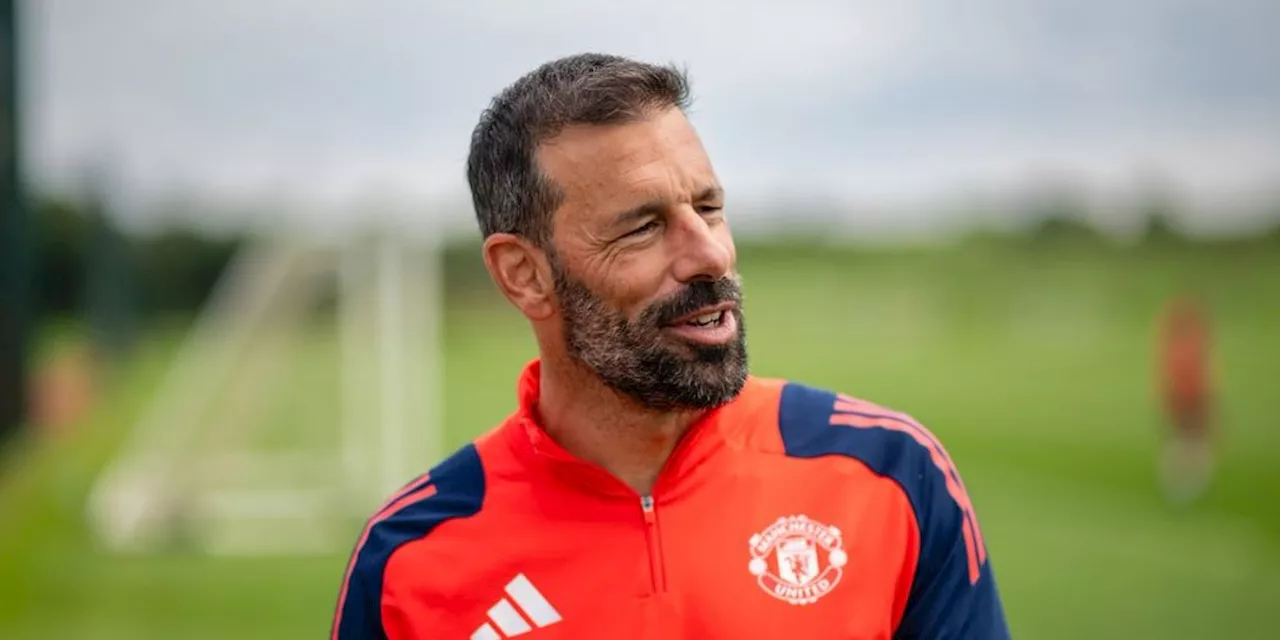 Amad Diallo Puji Kehadiran Ruud van Nistelrooy di MU: Dia Banyak Membantu!