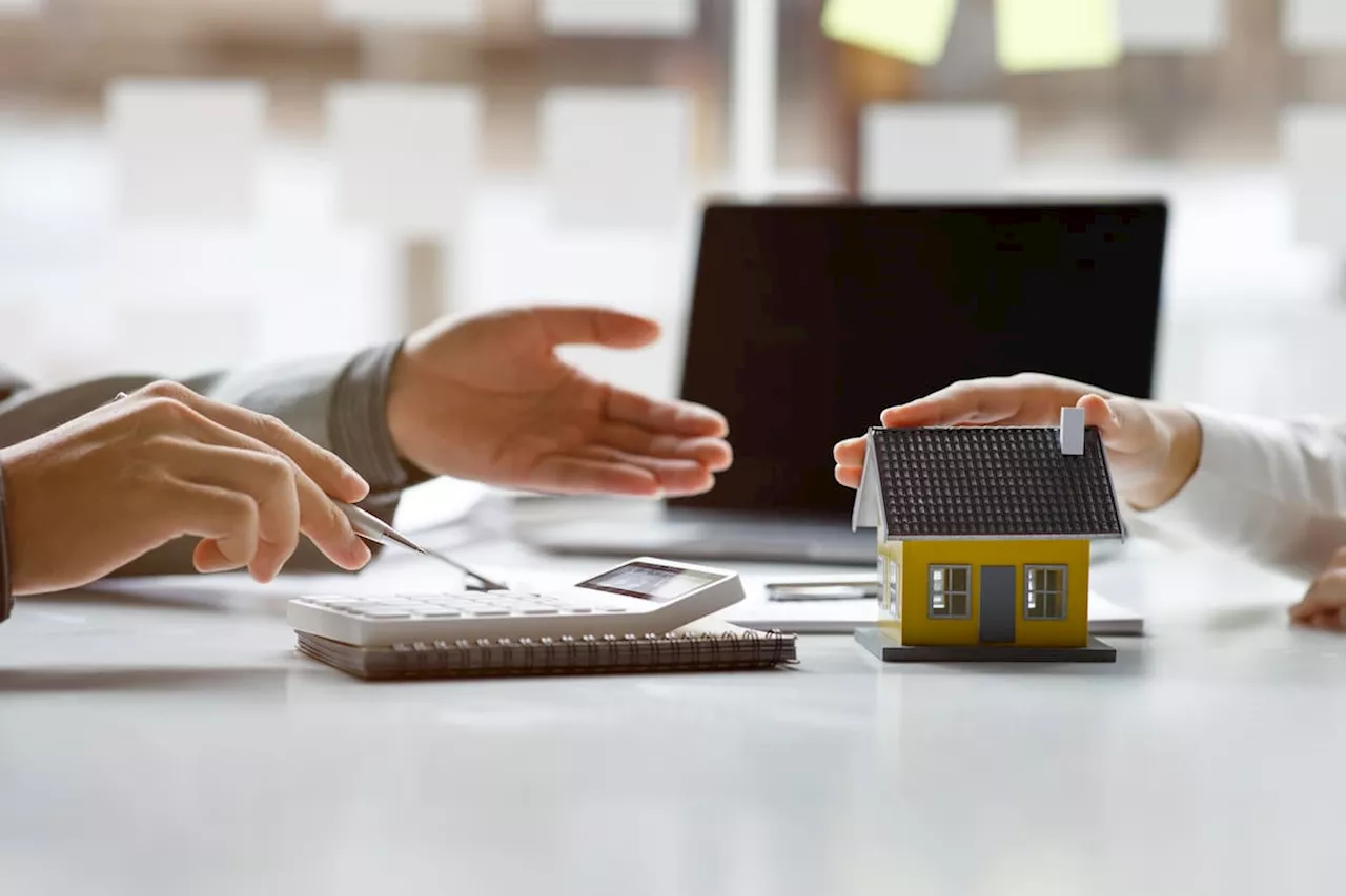 5 beneficios y 4 riesgos de comprar vivienda con crédito hipotecario: análisis de expertos