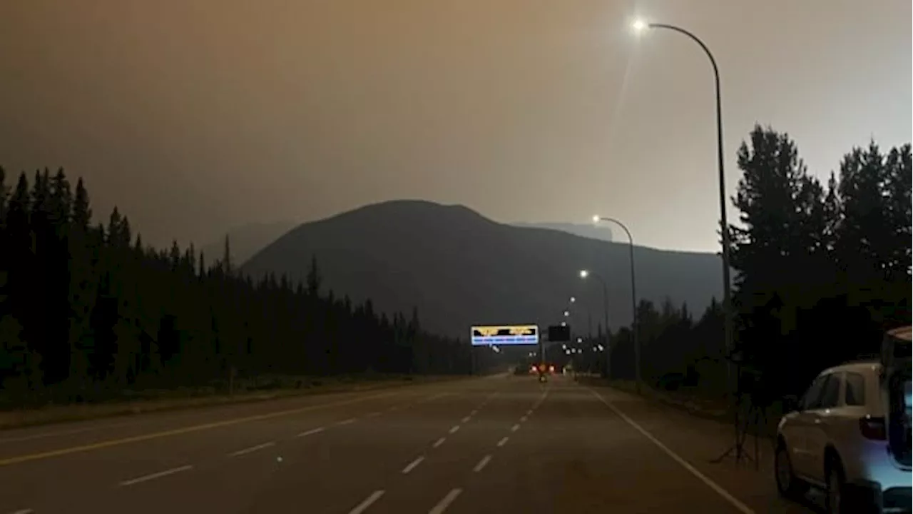 Jasper needs security protection before Highway 16 can reopen, Parks Canada says