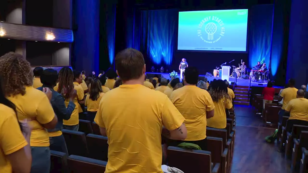 Dallas ISD welcomes hundreds of new teachers