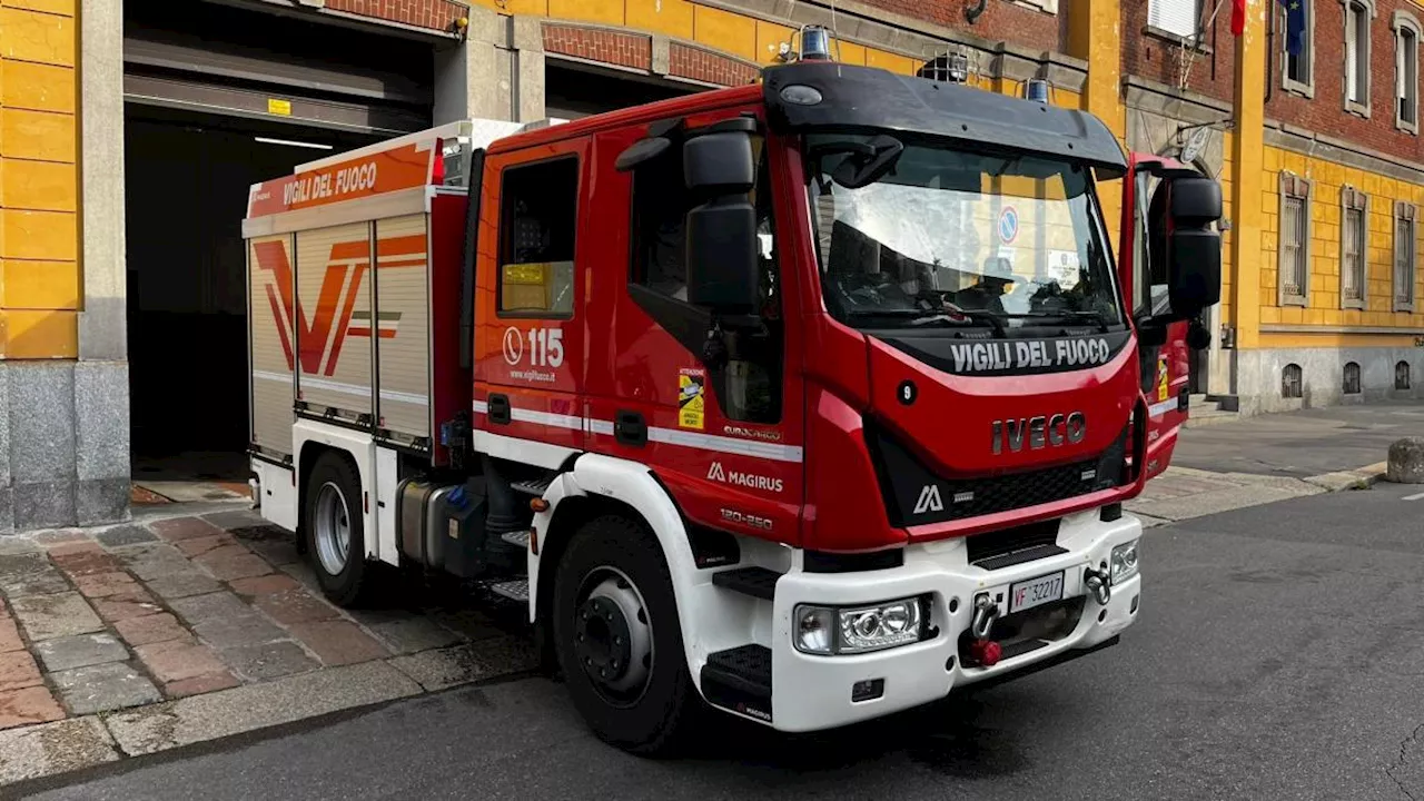 Camion dei pompieri, tutti i segreti svelati: com'è fatta e come funziona l'autopompa