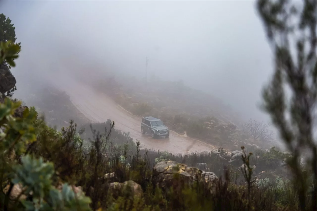 A Cederberg winter getaway with a brand-new Landie!