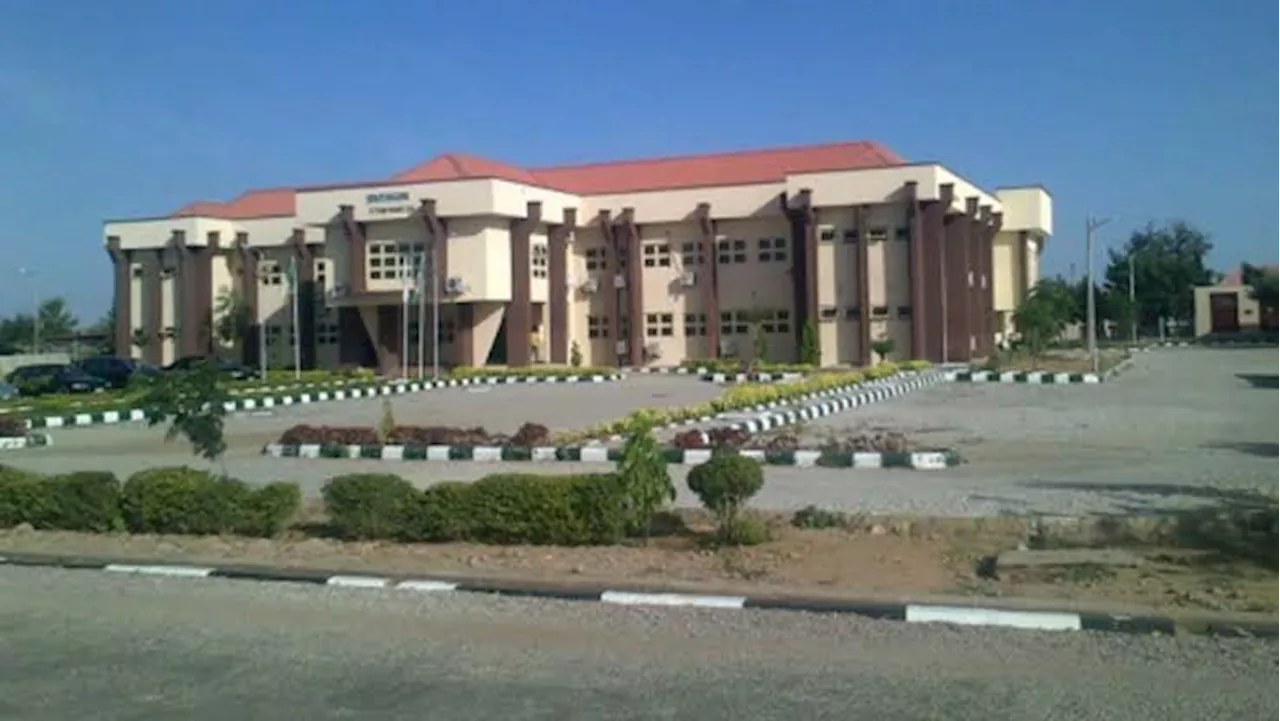 Fed varsity Katsina loses Registrar at 60