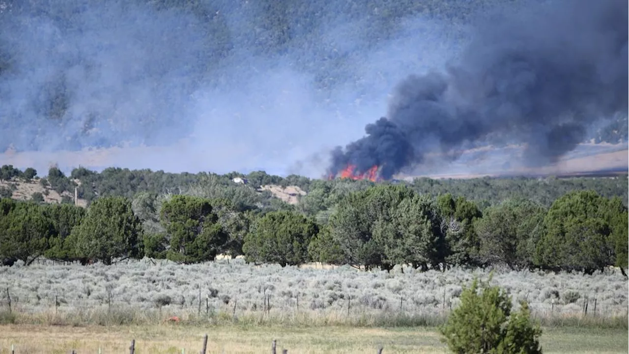 Wildfire sparks east of Beaver, power lines de-energized