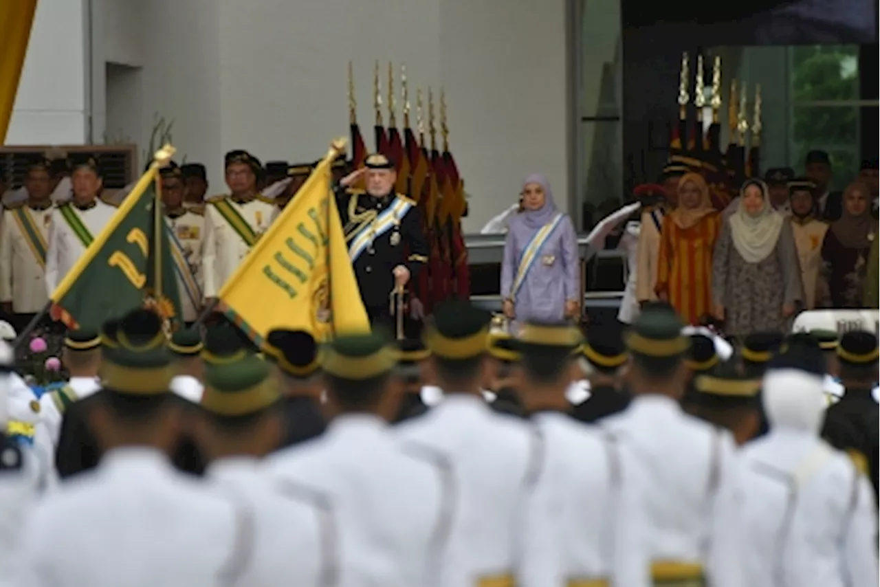 King, Queen attend 2024 Warriors’ Day celebration in Putrajaya; watch pantomine performance of Sauk siege tragedy