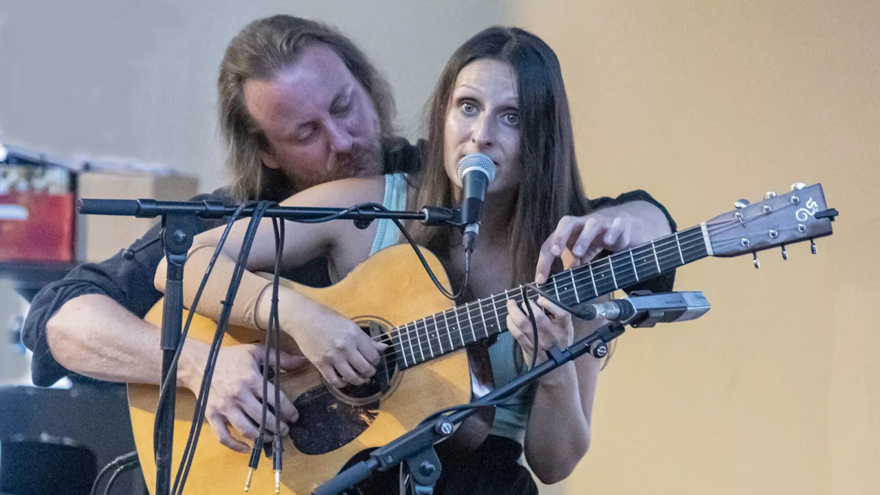 Markus Schlesinger & ​Carina Maria Linder begeisterten in Kottingbrunn