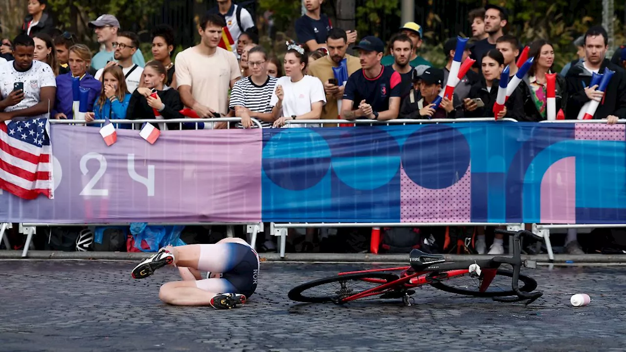 Frühstart in saubere Seine: Sturz-Chaos vereitelt deutschen Medaillentraum im Triathlon