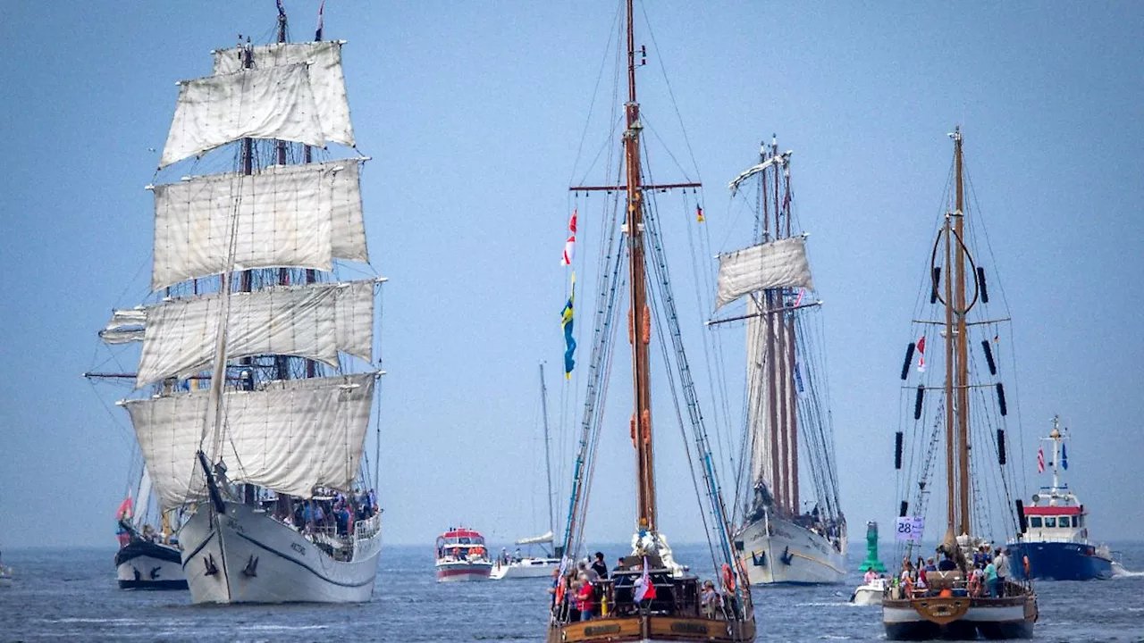 Mecklenburg-Vorpommern: Hanse Sail in Sicht - 'Gorch Fock' zu Besuch