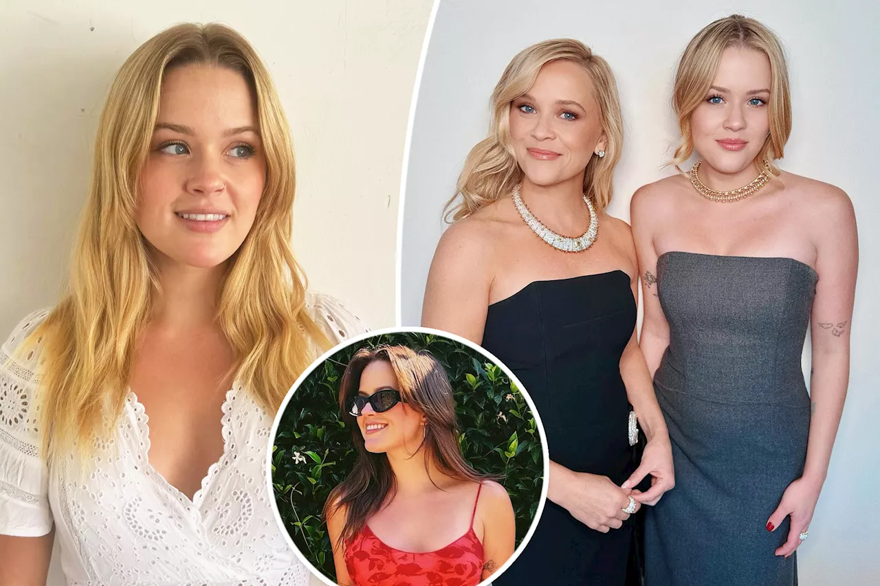 Reese Witherspoon's look-alike daughter Ava Phillippe goes brunette: 'The dark side'