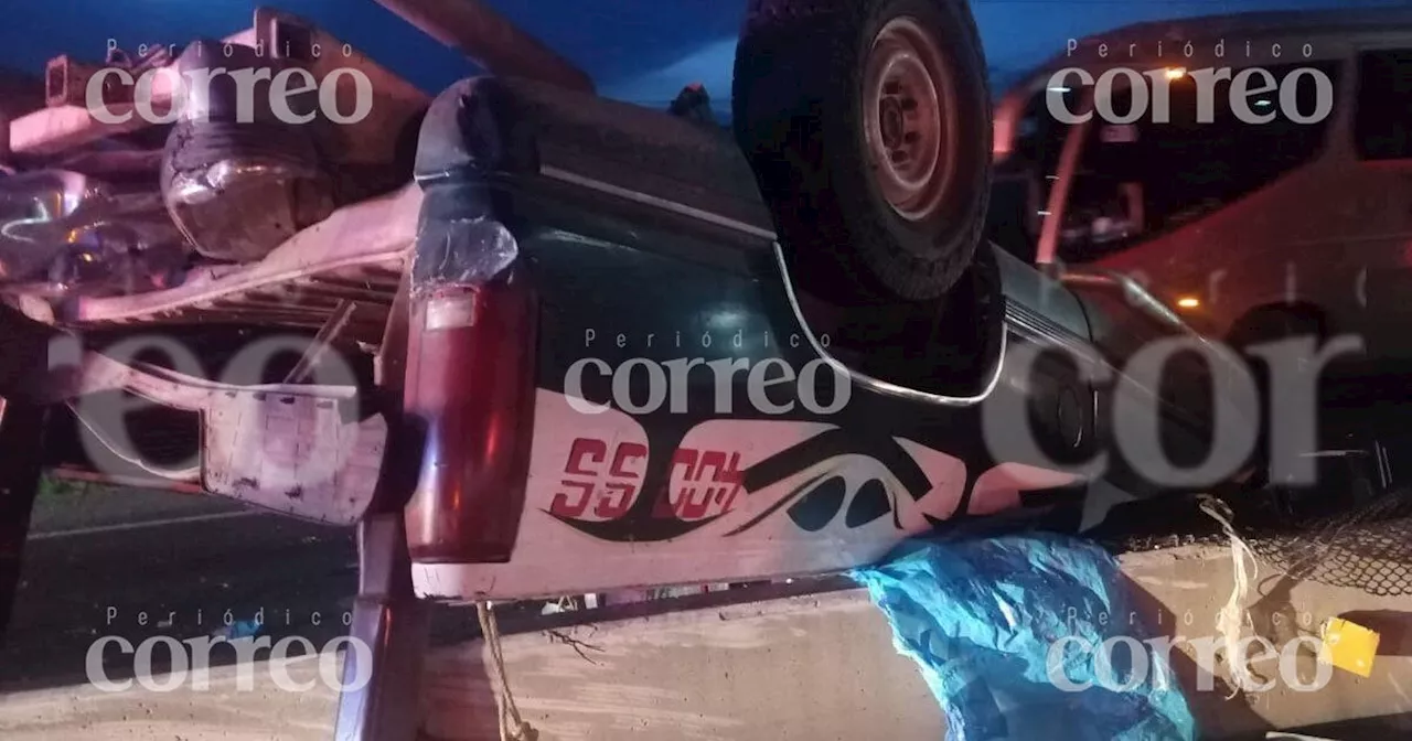 Aparatoso accidente en la carretera de Pénjamo-Irapuato deja cinco jornaleros heridos