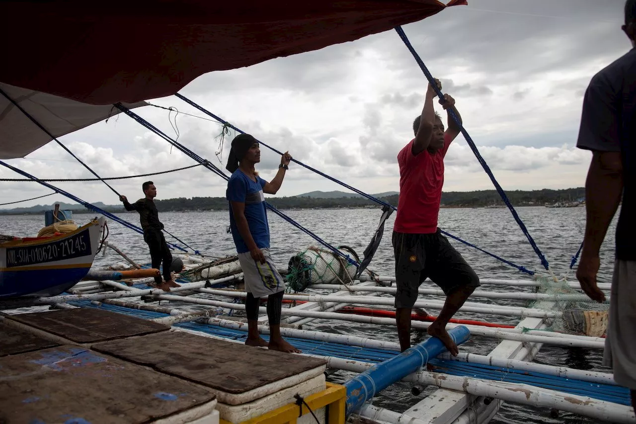 How Chinese incursion in West PH Sea pushes Filipino fisherfolk ‘deeper into poverty’