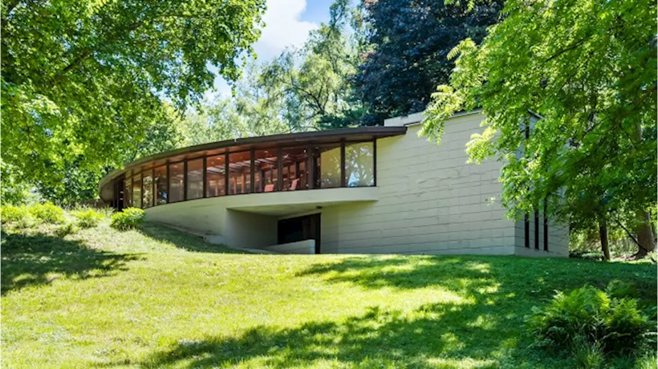 This $1.9 Million Usonian Home in Michigan by Frank Lloyd Wright Can Now Be Yours