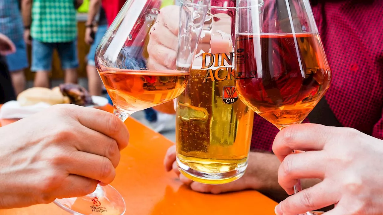 Wein, Bier, Sekt: So viele Kalorien haben unsere Lieblings-Drinks