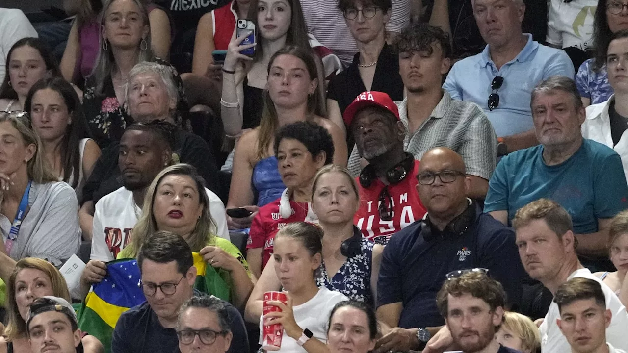 Simones Biles' husband Jonathan Owens' custom shirt goes viral at Olympics (PHOTO)