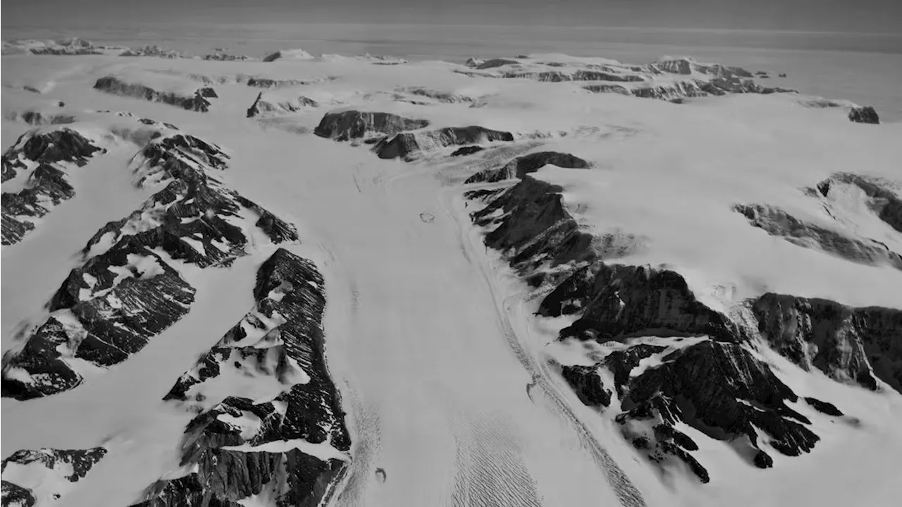 We used 1,000 historical photos to reconstruct Antarctic glaciers before a dramatic collapse