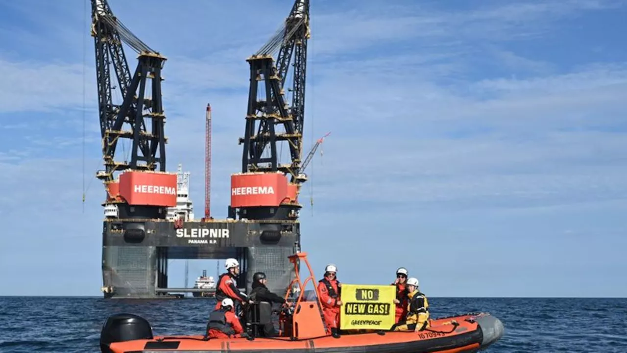 Umstrittenes Energieprojekt: Umweltschützer blockieren weiter Erdgasbohrung auf Nordsee