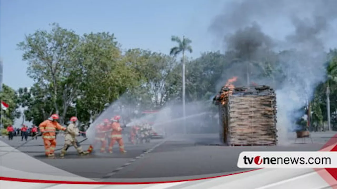 Ancaman Kebakaran Terus Terjadi di Gresik, Ratusan Relawan Pemadam Kebakaran Disiagakan