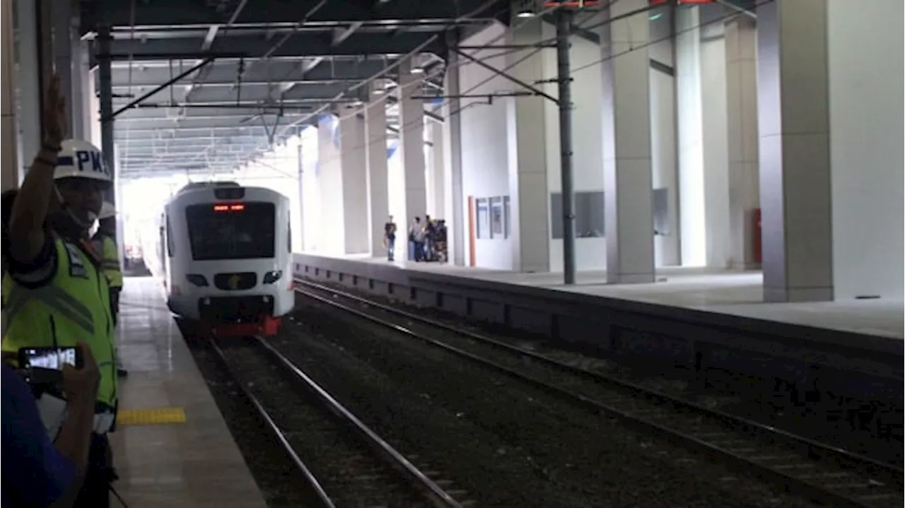 Kronologi WN Afghanistan Tewas Lompat ke Arah KRL di Stasiun Sudirman