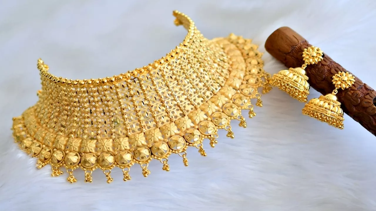 Gold Price Today: ಆಭರಣ ಪ್ರಿಯರಿಗೆ ಗುಡ್‌ ನ್ಯೂಸ್‌..ಇಂದು ಚಿನ್ನದ ಬೆಲೆ ಎಷ್ಟು ಗೊತ್ತಾ..?ವೈಟ್‌ ಮಾಡ್ಬೇಡಿ ಚಿನ್ನ ಕೊಳ್ಳಲು ಇದೇ ಬೆಸ್ಟ್‌ ಟೈಮ್‌