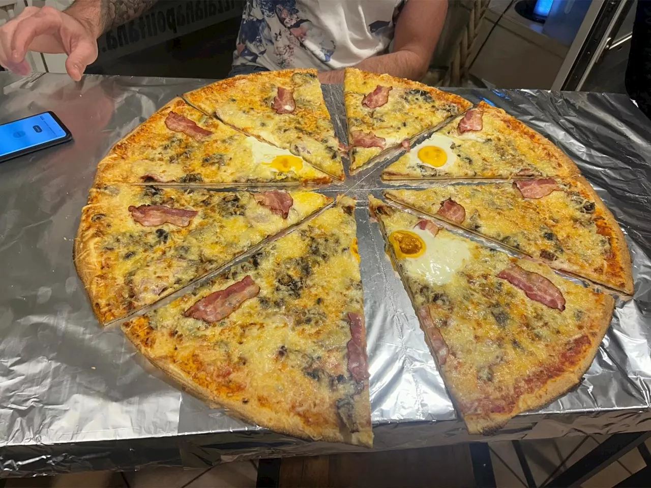 Cette pizzeria de Perpignan propose un défi fou à ses clients les plus courageux